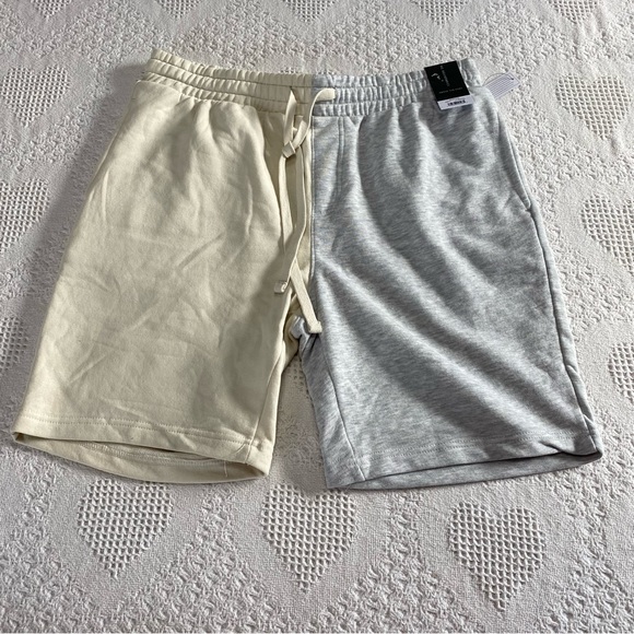 NEW No Boundaries Sweat Shorts (M) - Picture 1 of 5